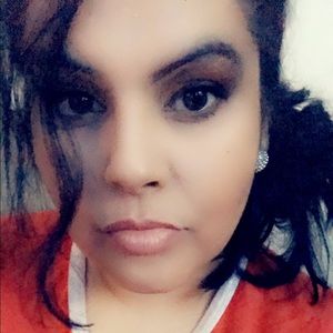 Meet your Posher, Aleandra